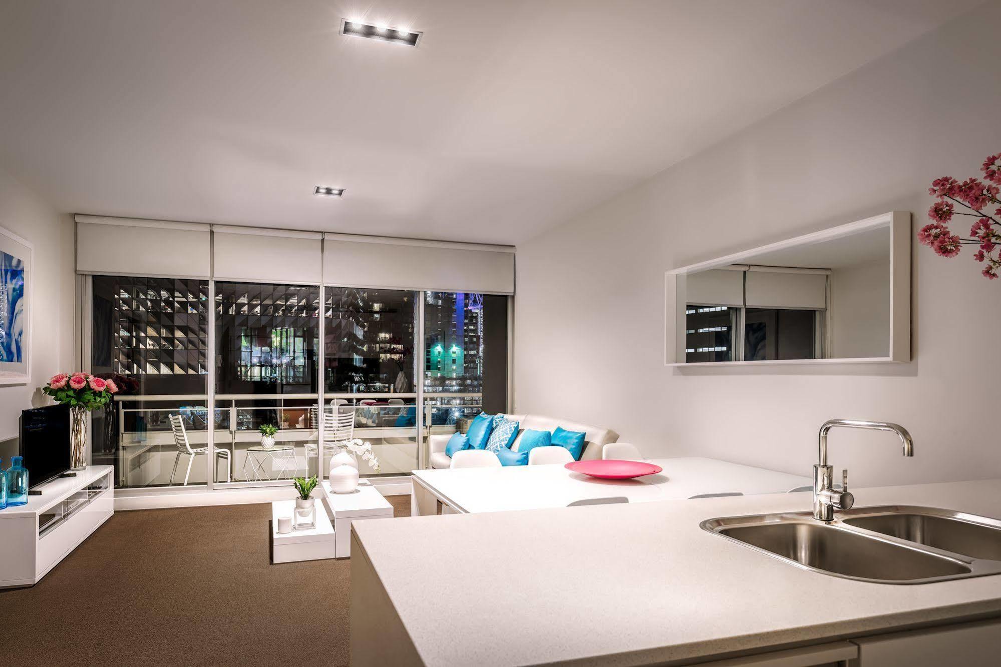 มิลาโน เซอร์วิส อพาร์ตเมนท์ Aparthotel เมลเบิร์น ภายนอก รูปภาพ